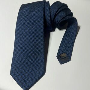 Donna Karan Signature Silk Tie Navy Blue Black Geometric Honeycomb Made in USA